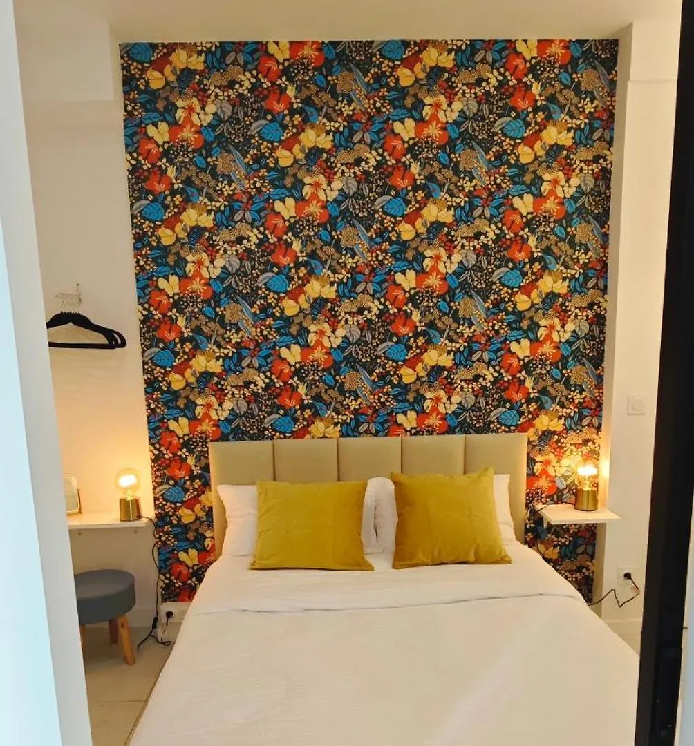 Appartement T2 Coeur De 디난